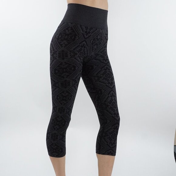 Capri leggings elastic waistband compression aztec print black - Picture 1 of 3